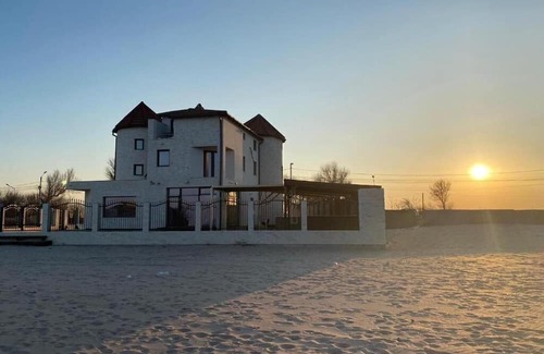 Eforie Nord Apartment | Canada Castle -Luxury Vila & Apartment with Sea View