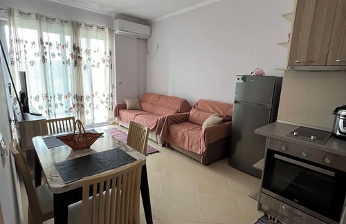 Radhime Apartment | Cozy Beachfront Apartment in Radhime – Perfect for Families