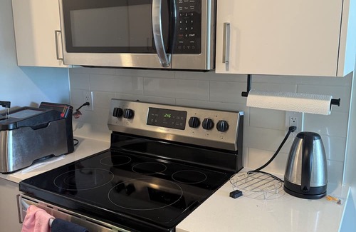 Ledbury - Heron Gate - Ridgemont - Elmwood Condo | Millie’s SpacenA shared 2Br 2 Bathroom cozy