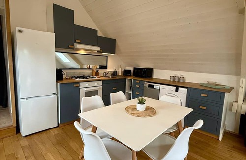 Sennevieres Apartment | Quiet apartment near Beauval zoo and the Loire castles