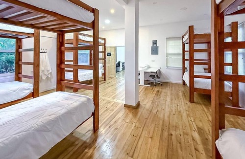 Crawfish Rock Hotel | 1 Bed in a Shared Room in Beta Hostel (1)