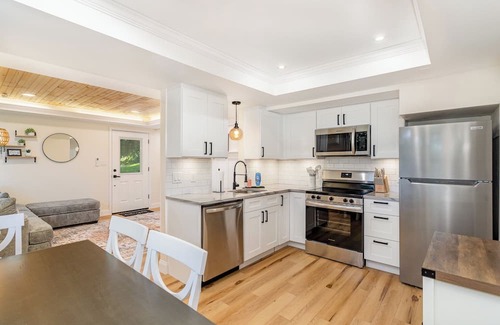 Dillsburg Apartment | The Forest Escape: a newly renovated basement apartment nestled in the woods