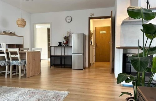 Letmathe Apartment | JAVU Restaurant & Vacation Rentals