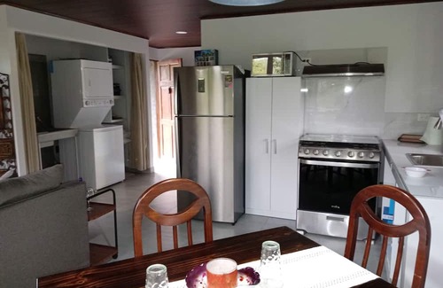 San Isidro de El General House | Magnolia Farm Suiten Giffin Housen Pet friendly