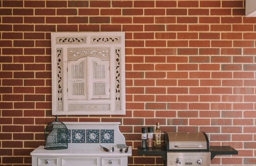 Jindalee House | Cottage on Cockleshell, Jindalee.