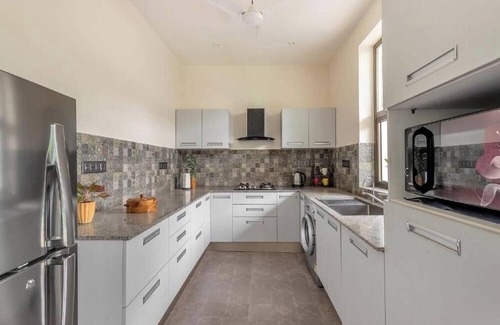 Nerul Villa | Horizon Infinity Villa by Dia Hotels