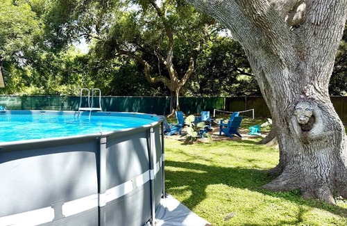 Port Bolivar House | Birdwatchers Paradise - Pool & Fire pit