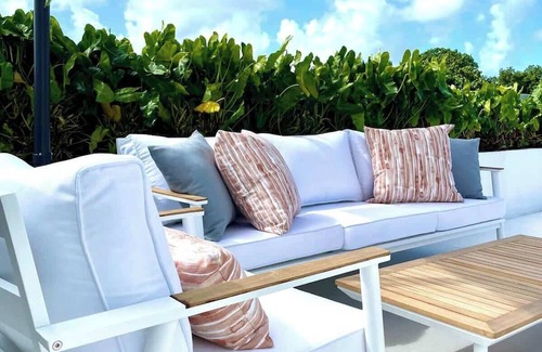 Mount Standfast House | ZenBreak The Nest at Garden Grove 2Bd