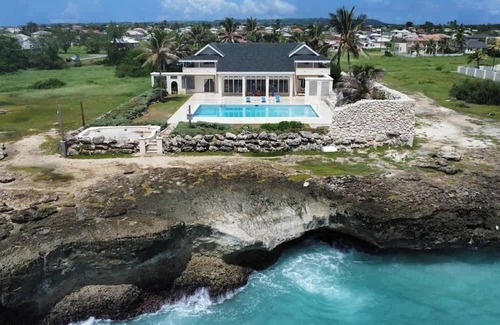 Long Bay House | ZenBreak Ocean Mist Villa 6bd