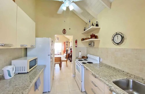 Apple Hall House | ZenBreak The Gem Summ