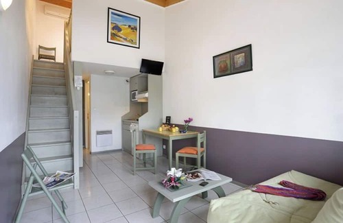 Merville Apartment | Résidence Résid'price ST6