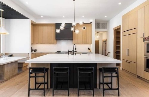 Ponderosa Palisades House | Modernly Appointed 4 Bed 4.5 Bath Mountain Home with Club Amenities