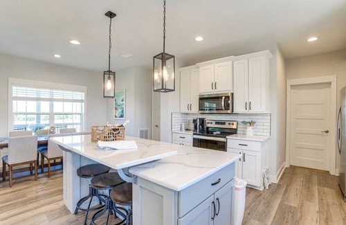 Livingston House | 5 Mi to Lake Anna State Park: Modern Family Home!