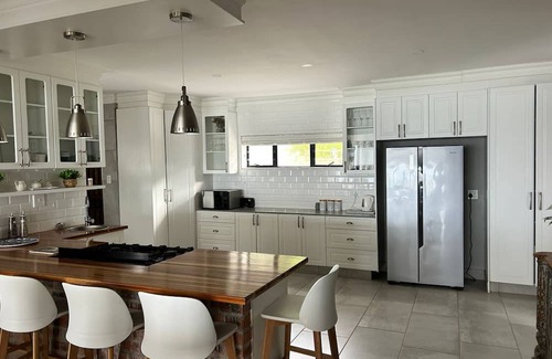 Reebok House | 4-bedroom Beachside house in Garden Route District