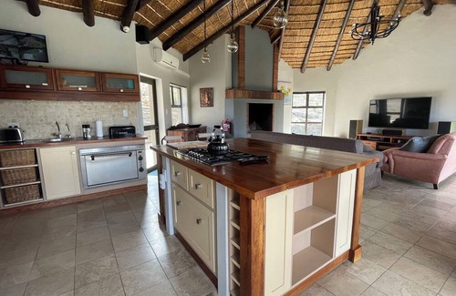 Malagas House | 4-bedroom Rustic Riverside Retreat