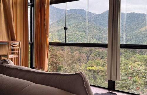 Vargem Grande House | Glass house with private pool