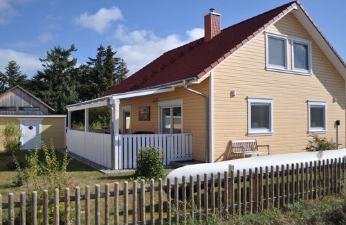 Warin House | Holiday home in Warin with swimming pool