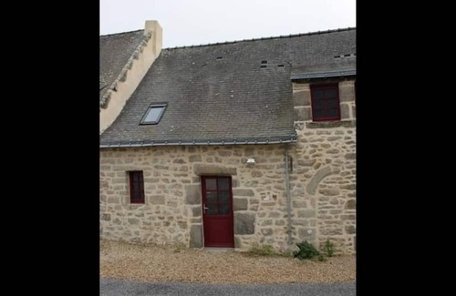 Clis Cottage | Cozy cottage in Guérande with quiet terrace