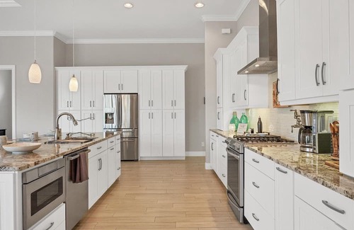 Burnt Store Isles House | Burnt Store Isles Luxury Canal Retreat - Private Pool + Spa + Outdoor Kitchen