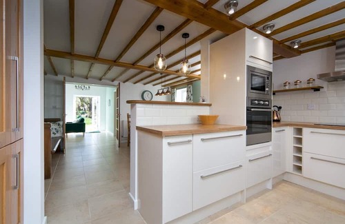 Pen-y-sarn House | Pass the Keys | Modern, Character Welsh Cottage with Garden