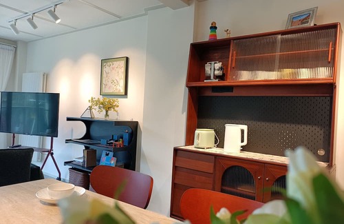 Chengde Apartment | 2-Bedroom Loft - Onsen, creek, playground (2-hour drive from Beijing)