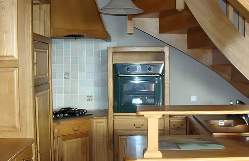 Rentieres House | Holiday Home 'Le Panorama' with Mountain View, Shared Terrace and Wi-Fi