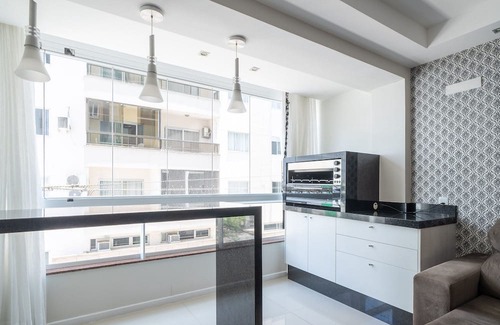 Centro Apartment | 3BR apt 110m to Beach, Near BC Sights Drb0205