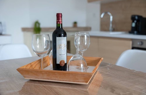 Begadan House | Gîte Barrail du Moulin in the Heart of the Médoc Vineyards, Between Estuary and Ocean