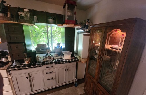 Saratoga Beach Cabin | Oyster river way animal sanctuary and party rentals