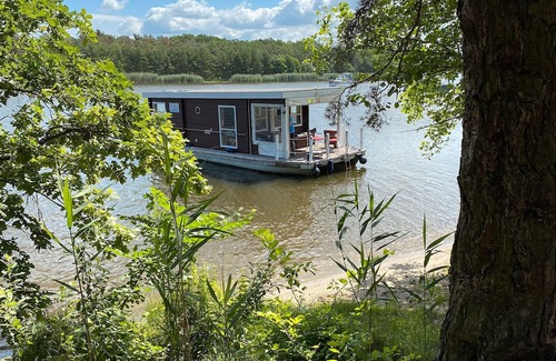 Koenigs Wusterhausen Boat Rental | Houseboat Bunbo 1060