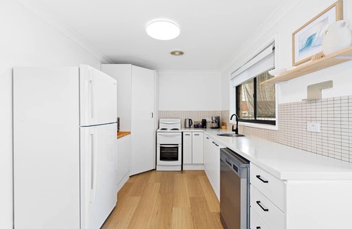 Tuross Head House | COILABUNGA, Discover your perfect beach escape