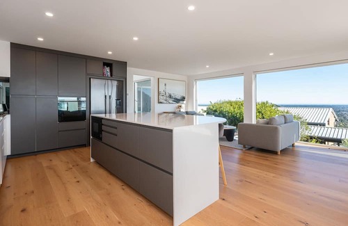Rosebud House | Horizons on Hove with Heated Spa