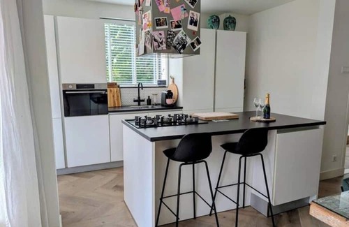 Voorburg House | Stylish and cozy full house