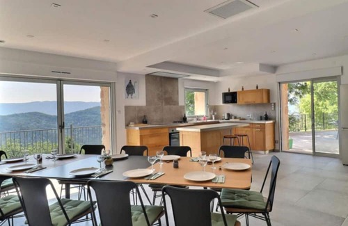 Espenel Cottage | Gîte 'Chabrier' with Mountain View, Wi-Fi and Air Conditioning