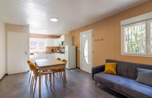 Thenon House | Authentic Stay in Dordogne – Comfortable Gîte with Heated Pool