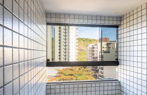 Praia do Morro Apartment | Comfort and Sophistication Just Steps From Praia do Morro - DBH
