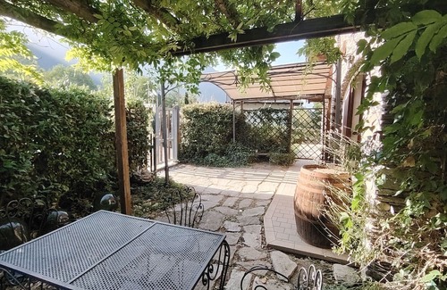 Novalesa Apartment | Comfortable detached apartment with garden and balcony.