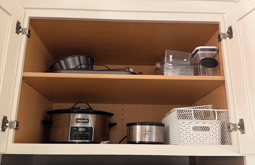 West Columbia House | Pickett’s Place-Modern Country Farmhouse with Rustic Charm, minutes from town.