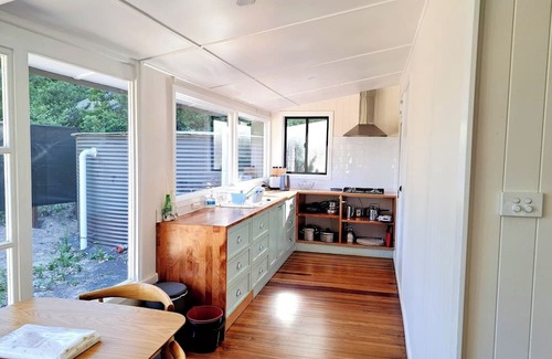 Pebbly Beach Cabin | Alexander's Cottage - located at Pebbly Beach in Murramarang NP