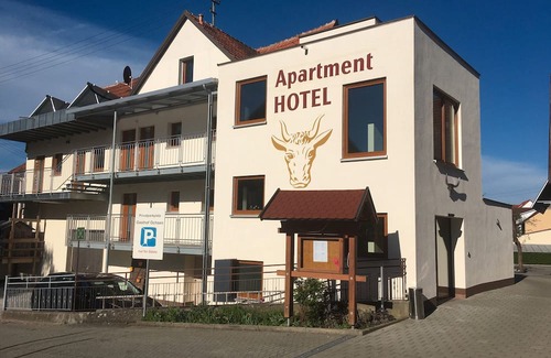 Moessingen Apartment | Apartment '5' with Shared Terrace and Wi-Fi