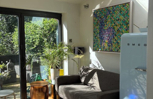 Richmond-upon-Thames House | Teddington Lock. Spacious Family Home