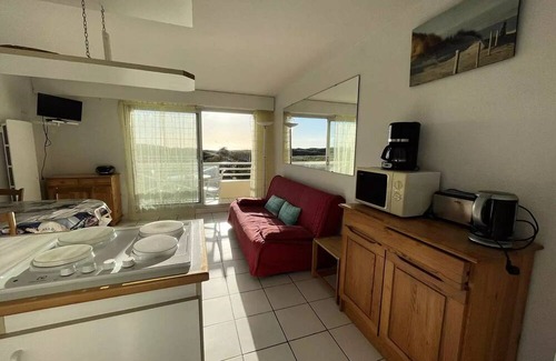 Saint-Jean-de-Monts Apartment | Residence Port Saint Jean - 2 Rooms for 4 People