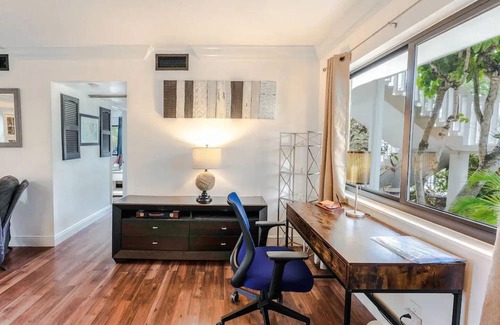 Delray Beach Apartment | On The Avenue, Location, Location, Location