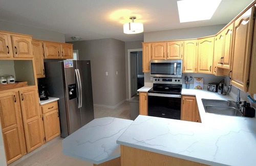 Okanagan-Similkameen Apartment | Fully accessible 3 bed 2 bath entire suite!