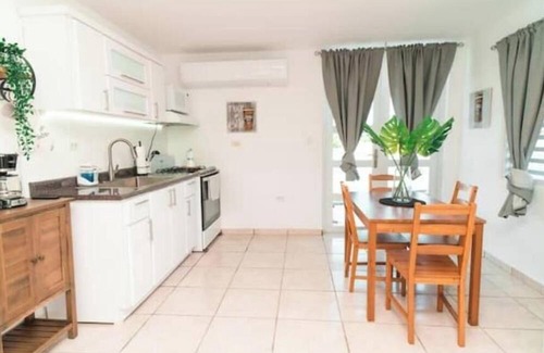 Hoyo Mulas House | Charming 2-bedroom house with WiFi, AC in wonderful Carolina