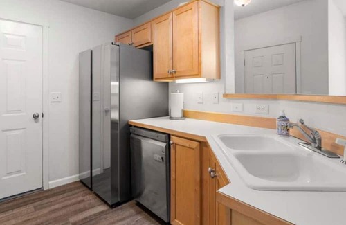 Neighbors Southwest Condo | Peaceful condo in Beaverton