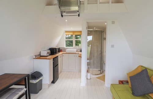 Woodbridge Cottage | A-FRAME, family friendly, character holiday cottage in Otley, Suffolk
