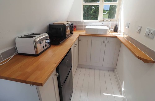 Woodbridge Cottage | A-FRAME, family friendly, character holiday cottage in Otley, Suffolk