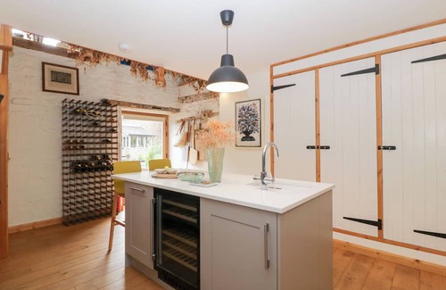 Leominster Cottage | THE ART HOUSE, romantic, luxury holiday cottage in Stoke Prior