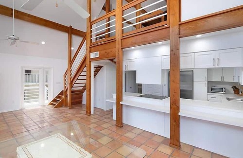 Key Largo House | Large Ocean Front, Loft House with 3 beds, 2 baths in Key Largo with Boat Dock